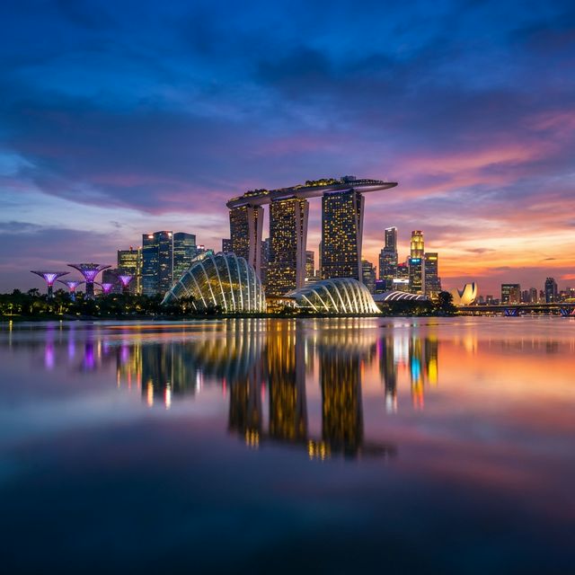 Phoenix Travels team planning a tour